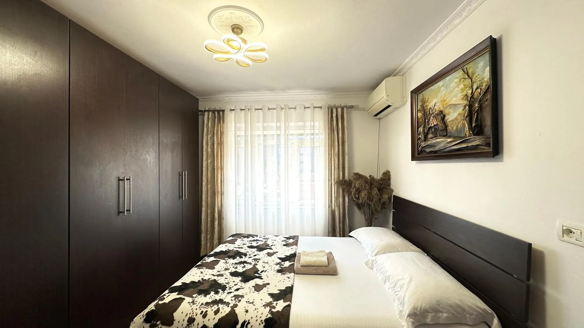 Gh Apartment تيرانا